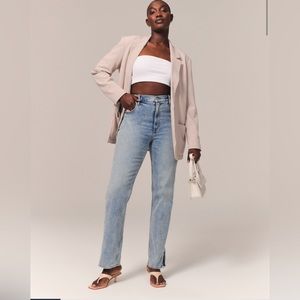 Abercrombie and Fitch Curve Love Ultra High Rise 90s Straight Jean 26/2S